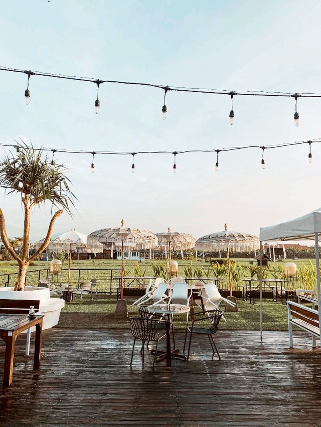 Saibora Cafe & Bar