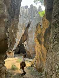 Explore the Otherworldly Beauty of Stone Forest – Yunnan’s Natural Wonder