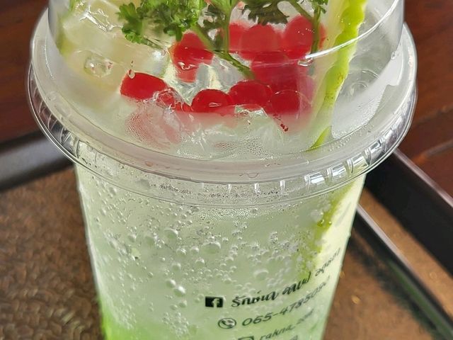 RAK NA’S COFFEE & TERRACE/悠閒享受曼谷郊區的田野風光