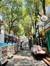📚 ถนนหนังสือกลางโฮจิมมินห์