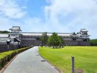 本地人最愛的綠意漫步地——金澤城公園 🌳