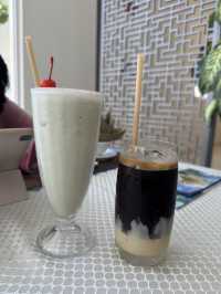 Dining with a View: Huong Bien's Seaside Charm