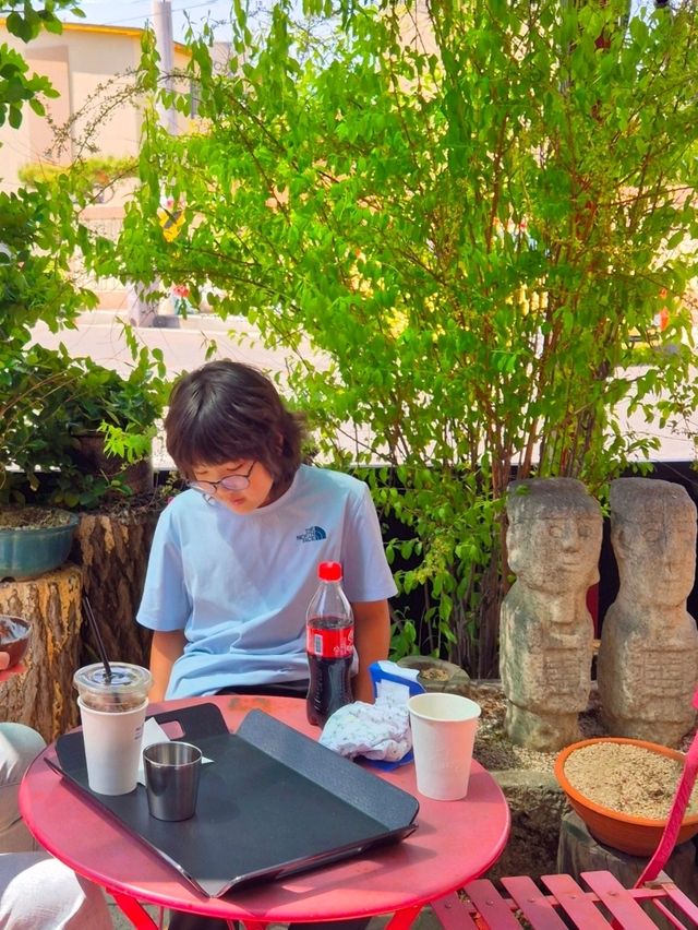 거창 일찍문여는 테라스있는 ☕️ 커피테스형