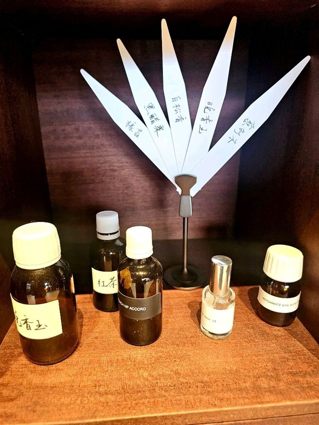The Le Labo Qi Shi Room, a traditional apothecary style fragrance lab