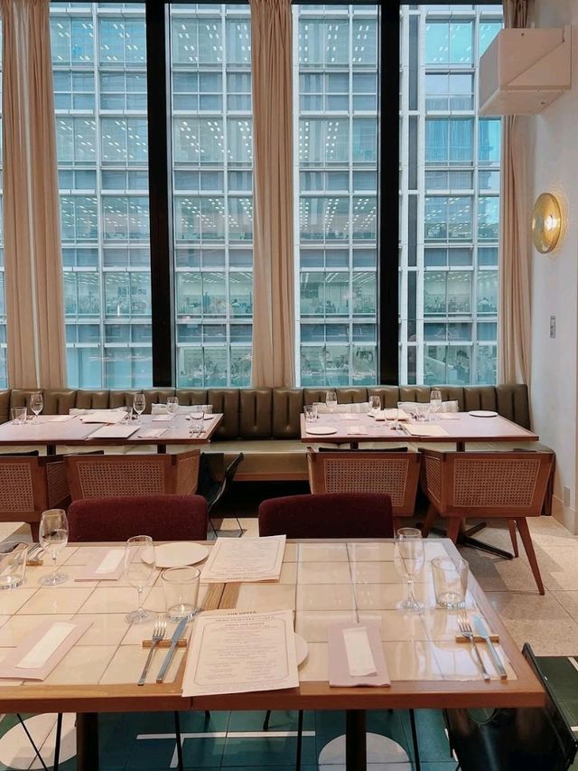 THE UPPER Marunouchi