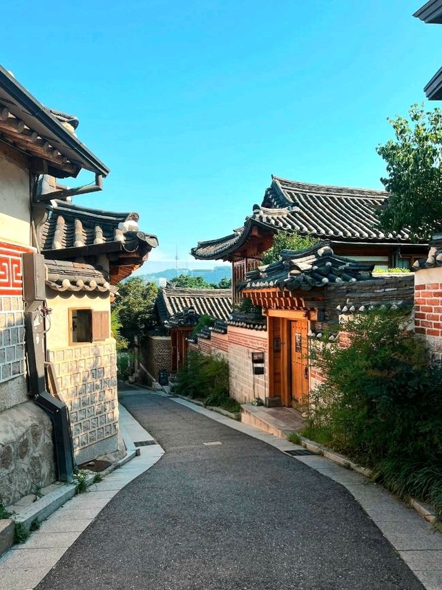 Wandering Through Bukchon Hanok Village
