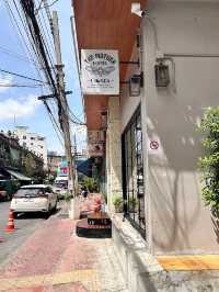 Motuga: Where Backpackers Become Storytellers