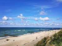 Waves, Wind & Weekend Feels on the Zelenogradsk Promenade