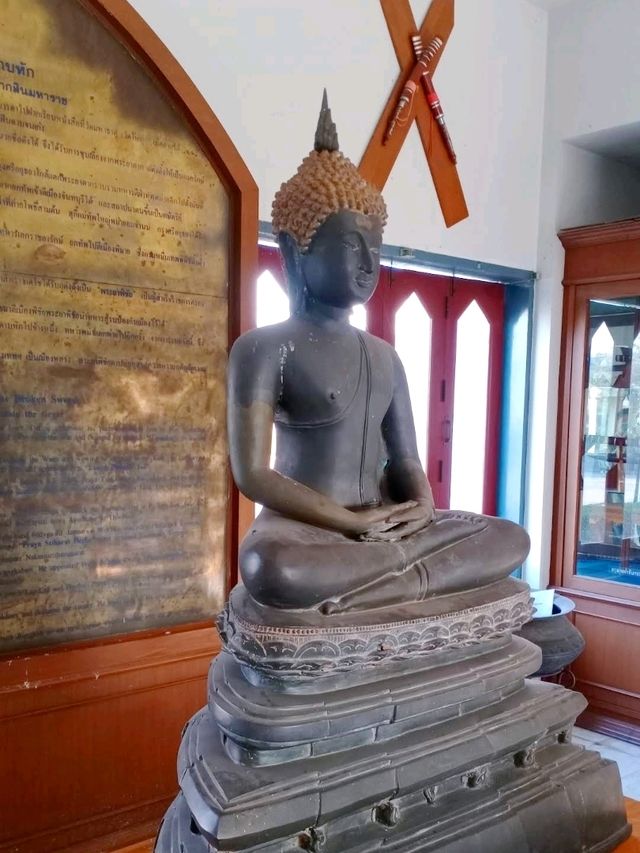 อนุสาวรีย์พระยาพิชัยดาบหัก: สัญลักษณ์แห่งความกล้า
