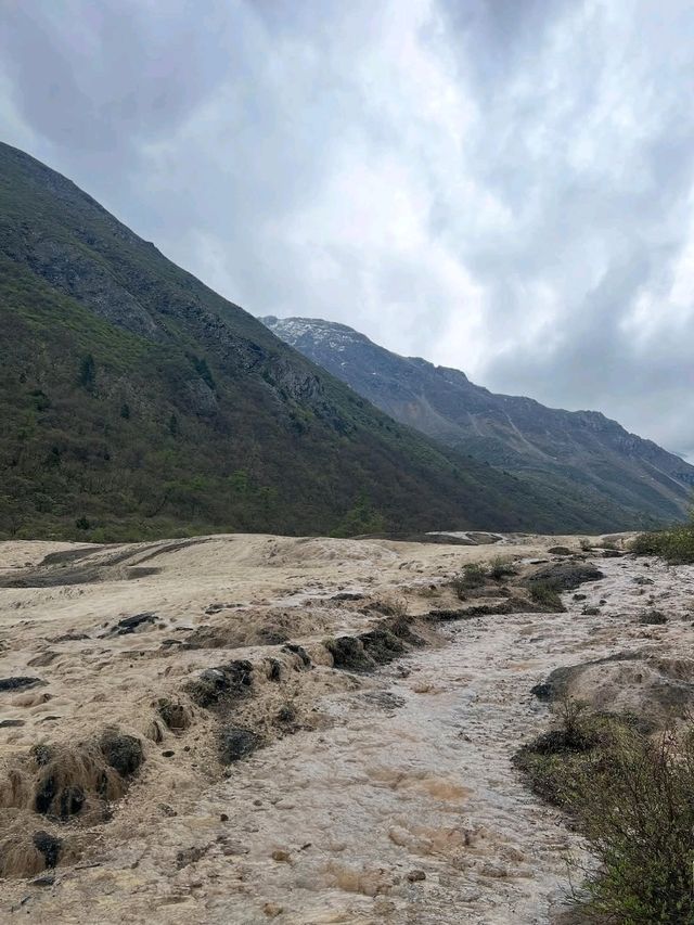 Huanglong Scenic Area