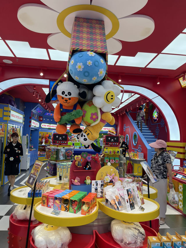 ร้านดัง wigglewiggle Chengdu Flagship Branch❤️💙