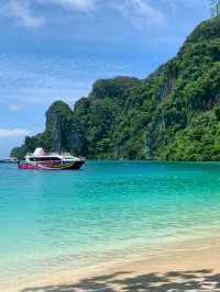 Paradise Found! 🏝️ Our Unforgettable Phi Phi Island Cruise!