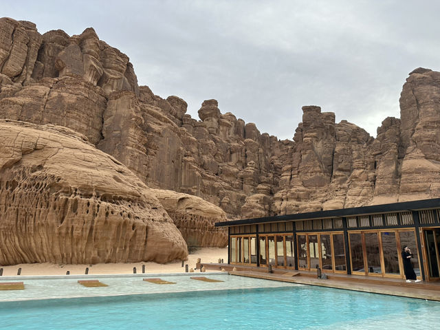 🏜️ 跳進沙漠中的童年夢境|Habitas AlUla 彈跳床區 🏜️ 跳進沙漠中的童年夢境|Habitas AlUla 彈跳床區