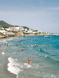 Sitges | A Relaxed Seaside Escape from Barcelona 🌊🏖️