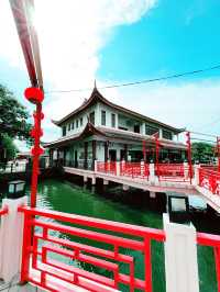 Taman Sahabat Kuching: Beautiful Park Celebrating Friendship and Culture