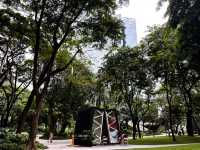 🇵🇭菲律賓馬尼拉阿亞拉三角公園