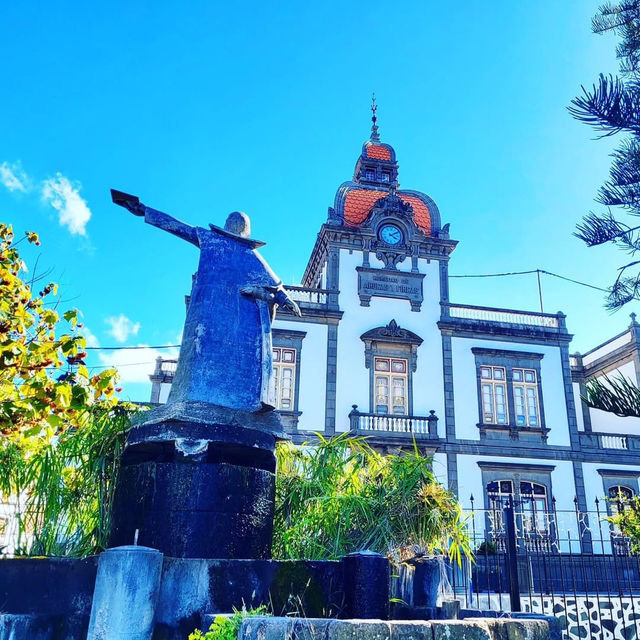 Explore the Historic Beauty of Arucas Explore the Historic Beauty of Arucas