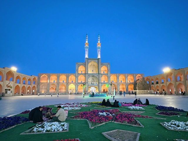 🕌 Amir Chakhmaq Complex – Yazd, Iran