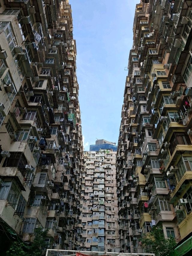 🏢 Monster Building ที่มาของฉากหนัง Transformers