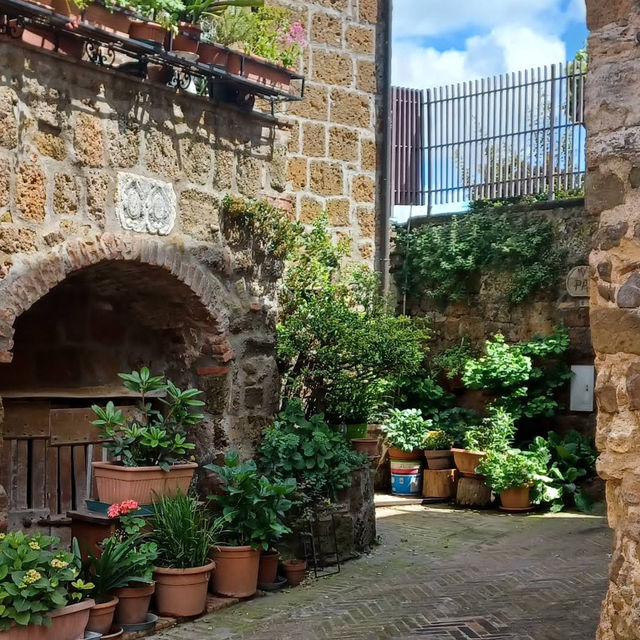 Sovana – A Timeless Tuscan Hamlet