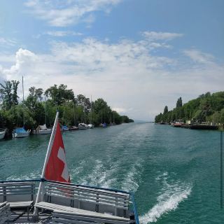 Озеро Невшатель (Lac de Neuchâtel)