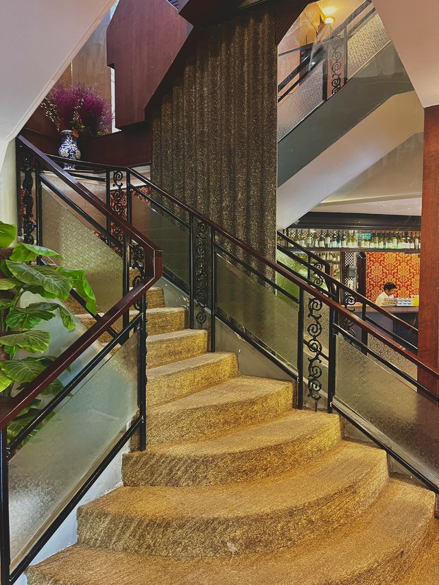 復古老式西餐廳,摩登氛圍品嚐香嫩多汁牛排 復古老式西餐廳,摩登氛圍品嚐香嫩多汁牛排