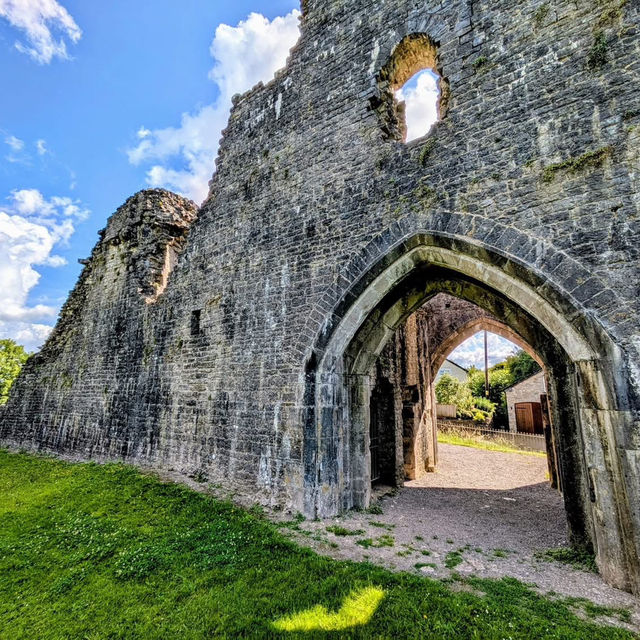 Your Solo Ruin: St Quintin's Castle, Llanblethian