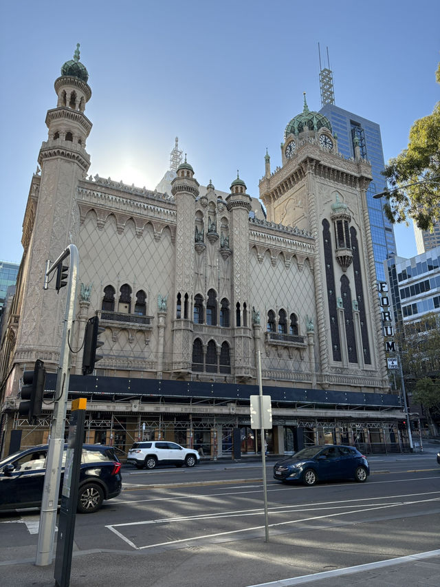 Australia’s Dreamy Adventures: Gold Coast Thrills & Melbourne Views 🏖️🌆