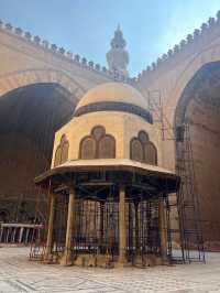 🕌圧倒的な石造建築に包まれる名作｜Mosque-Madrasa of Sultan Hassan