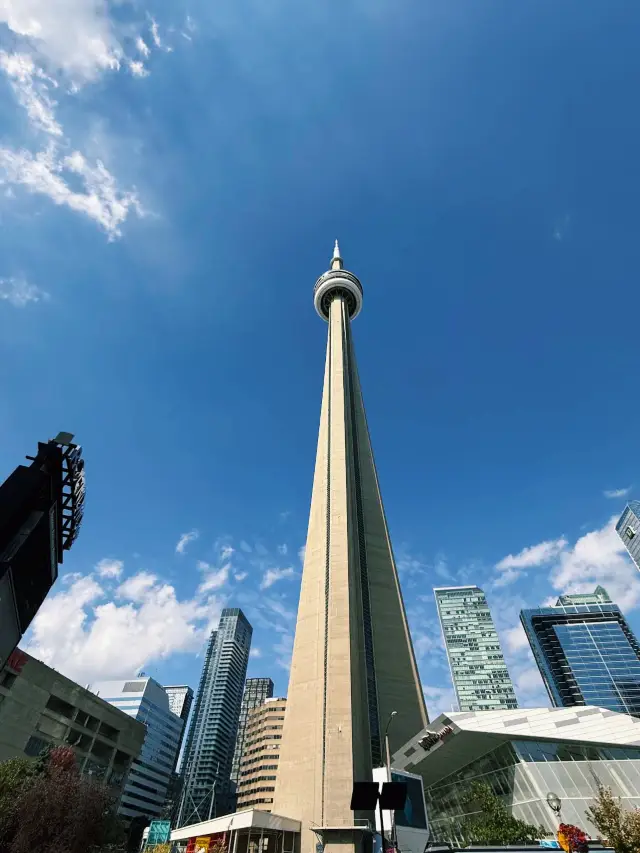 The Ultimate Toronto Experience: CN Tower Adventure