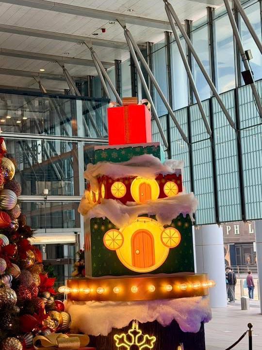 Where Neon Bows Meet Digital Snow: Christmas in Hong Kong's Concrete Canyon Where Neon Bows Meet Digital Snow: Christmas in Hong Kong's Concrete Canyon