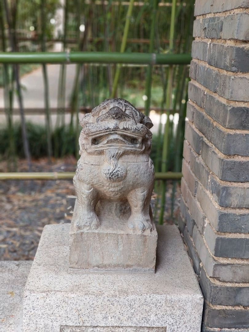 獅子を模した石のオブジェ。 | Trip.com 西安