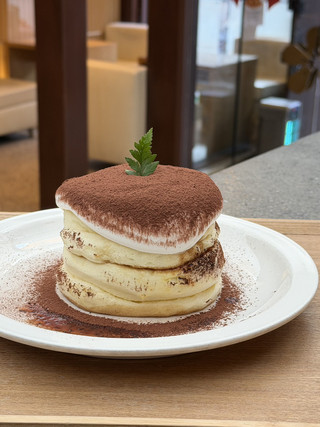 If you’re wandering through Seoul’s enchanting Ikseondong alleys and searching for the ultimate cafe stop, Cafe Onhwa is your new daydream come true! Expect airy vibes, aesthetic corners, and menu delights tailor-made for your feed.

Cafe Onhwa Ikseon  
📍 21-10 Supyo-ro 28-gil, Ikseon-dong, Jongno District, Seoul  
Famous for its gorgeously plated desserts—especially the Flower Cream Cake and yuzu-adorned tarts—Onhwa truly blooms with every order. Their specialty drinks, like Violet Latte and signature flower teas, are as photogenic as they are delicious—no filter needed! The ambience is a winning blend of vintage Hanok architecture and modern pastel hues, perfect for cozy catch-ups or solo journaling with a stunning backdrop.  

🕒 Opening Hours: 11:00 AM – 10:00 PM  
What sets it apart? Onhwa’s fusion of delicate Korean aesthetics and contemporary cafe culture. You’ll love the light-drenched interior, beautiful floral decorations, and attention to presentation—everything is practically begging to be shared on your socials. Tip: Visit on a weekday morning for the best chance at snagging window seats and grabbing magazine-worthy photos.

Pro Tip: Ikseondong’s narrow streets can get packed, so go early to avoid the crowds (and capture that perfect interior shot before it fills up).

#Seoul  #Ikseondong  #CafeOnhwa  #CafeHopping  #Seoul Eats