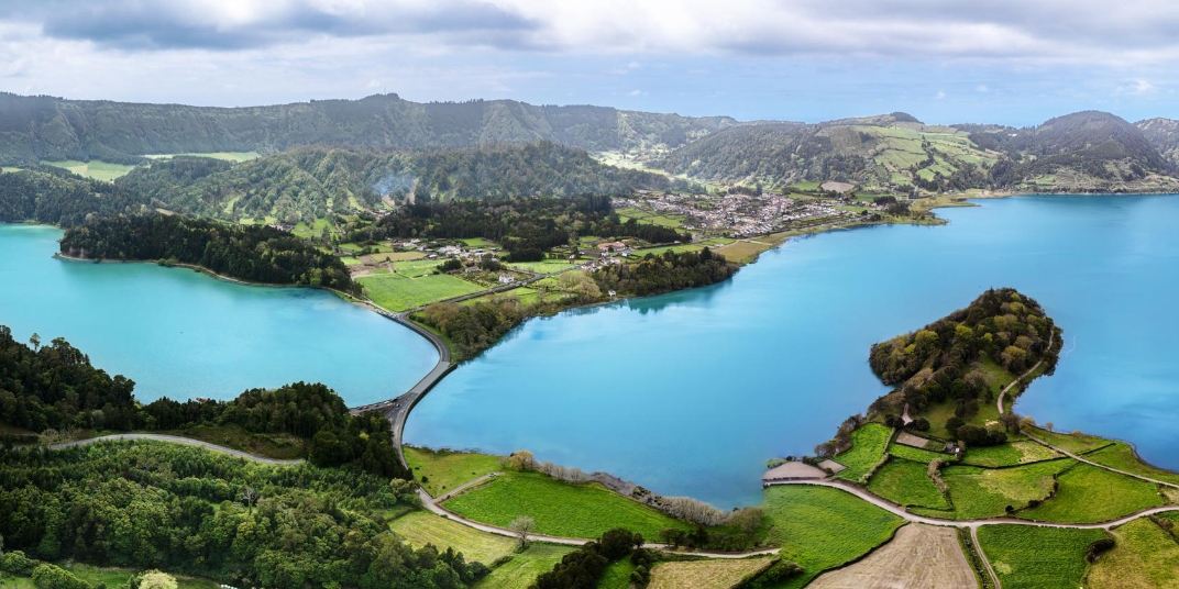 🌿 The Azores, Portugal 🇵🇹 — Europe’s Hidden Paradise in the Atlantic