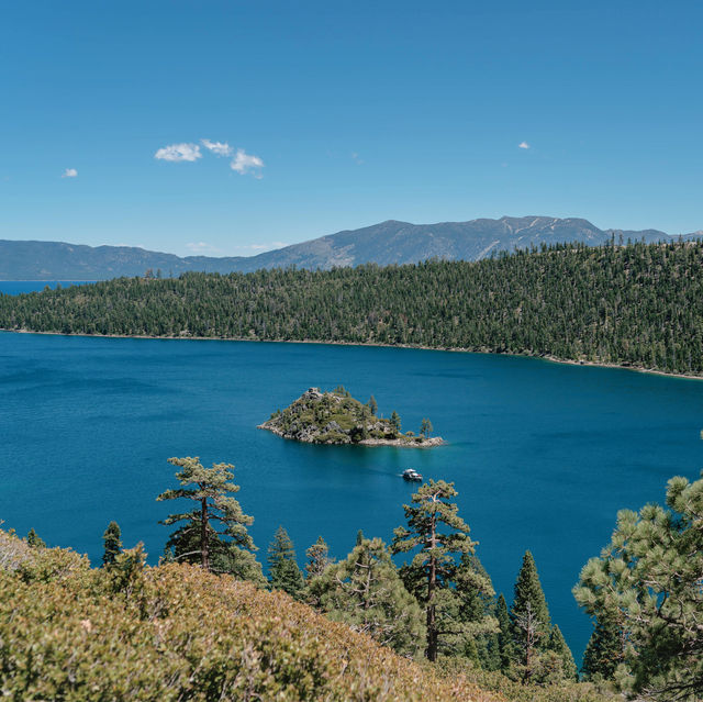 Beauty of the Blue @ Lake Tahoe