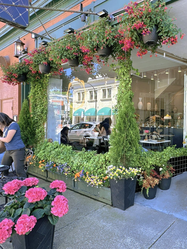 밴쿠버에서 가장 사랑스러운 Cafe Melo Patisserie 💕