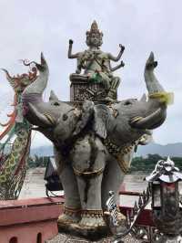 สามเหลี่ยมทองคำ 