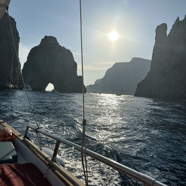 Romantic getaway in Capri 🌊 ☀️ 🇮🇹 