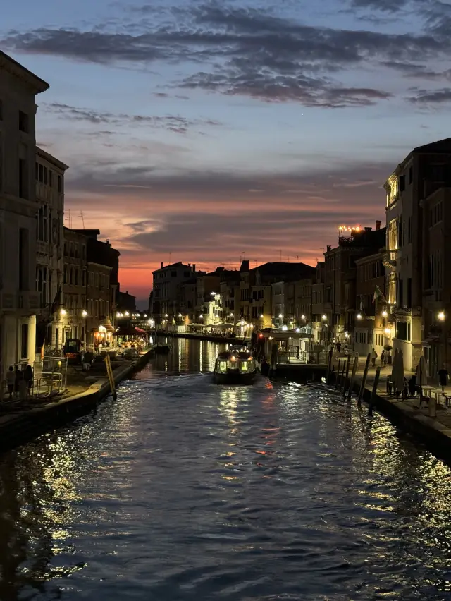 威尼斯夜景一生難忘, 必玩二日一夜