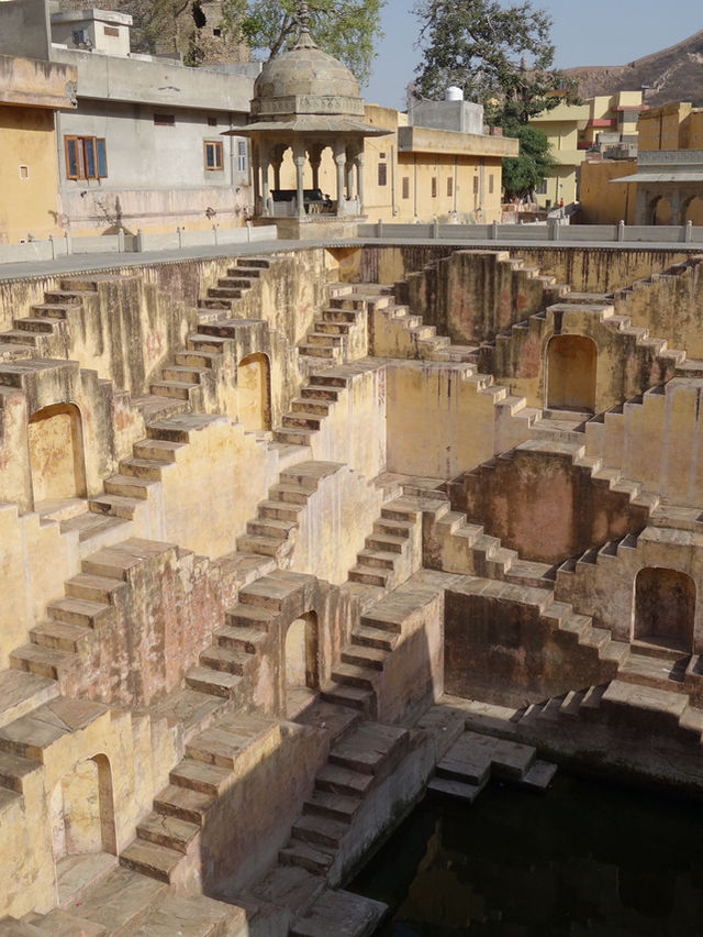 Panna Meena Ka Kund, Jaipur: A Hidden Gem of Stepwells