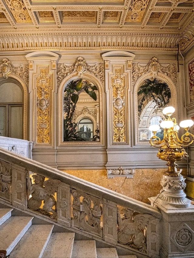 🏛️ Vladimir Palace – An Imperial Jewel on the Neva