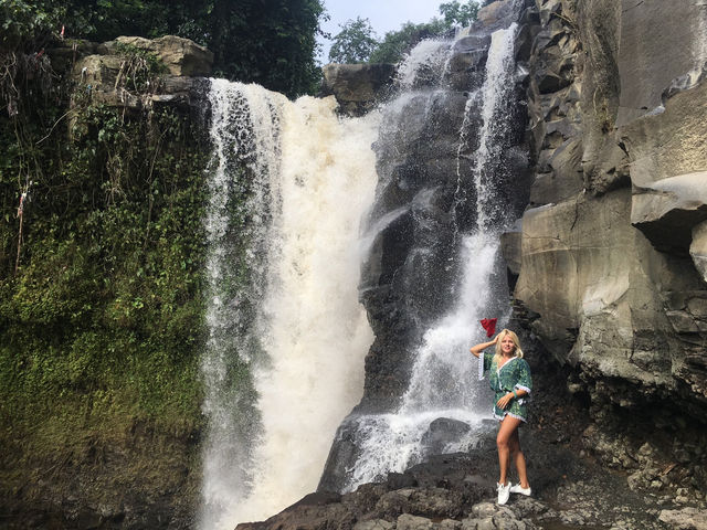 tribalstyle version of the Bali 7day travel guide like youre telling your bestie