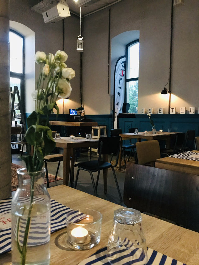 Esetleg Bistro Review: My Favorite Spot by Budapest’s Iconic Bridge