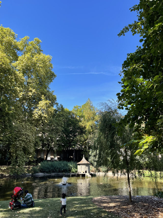 Toulouse River: Garonne’s Charm & Riverside Strolls 🌊🌿✨