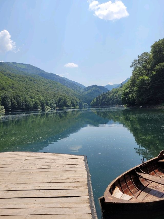 Step Into History at Morača Monastery: Vibes, Views & Ultimate Calm ✨⛪️
