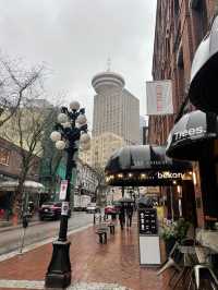 Gastown - Must Visit in Vancouver 🇨🇦