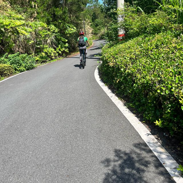 Cycling 🚴‍♀️ in Hangzhou