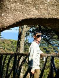 三清山,在14億年花崗岩包圍中的秀美石林