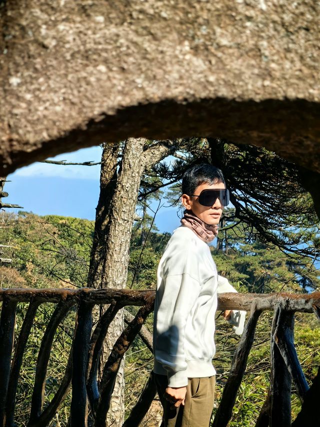 三清山,在14億年花崗岩包圍中的秀美石林 三清山,在14億年花崗岩包圍中的秀美石林