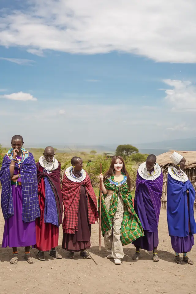 I've infiltrated the Maasai tribe! The "terrifying upright ape" who fights lions alone